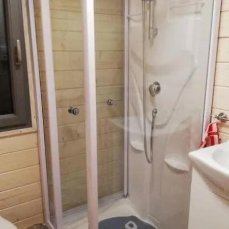 Hausboot Nautikhus By Interhome شقة Kolonie Zern