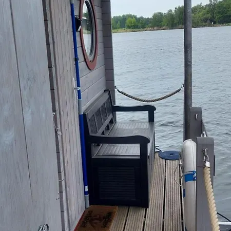 Hausboot Nautikhus By Interhome شقة