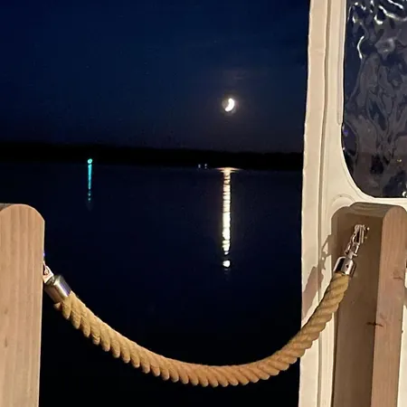 Hausboot Nautikhus By Interhome *