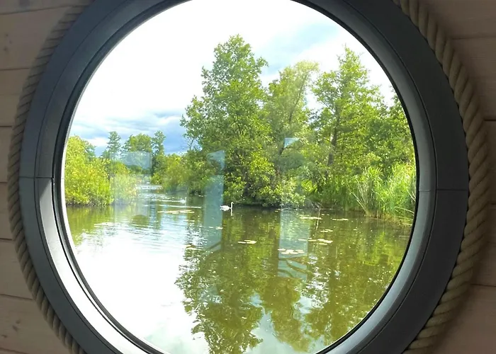 Hausboot Nautikhus By Interhome