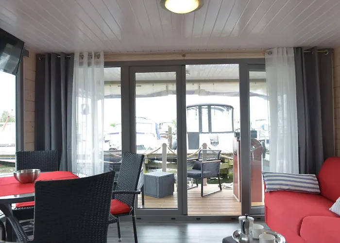 Apartamento Hausboot Nautikhus By Interhome
